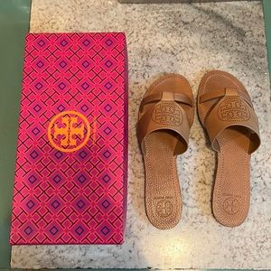 Tory Burch Perforated Logo Flat Slide Size 9.5